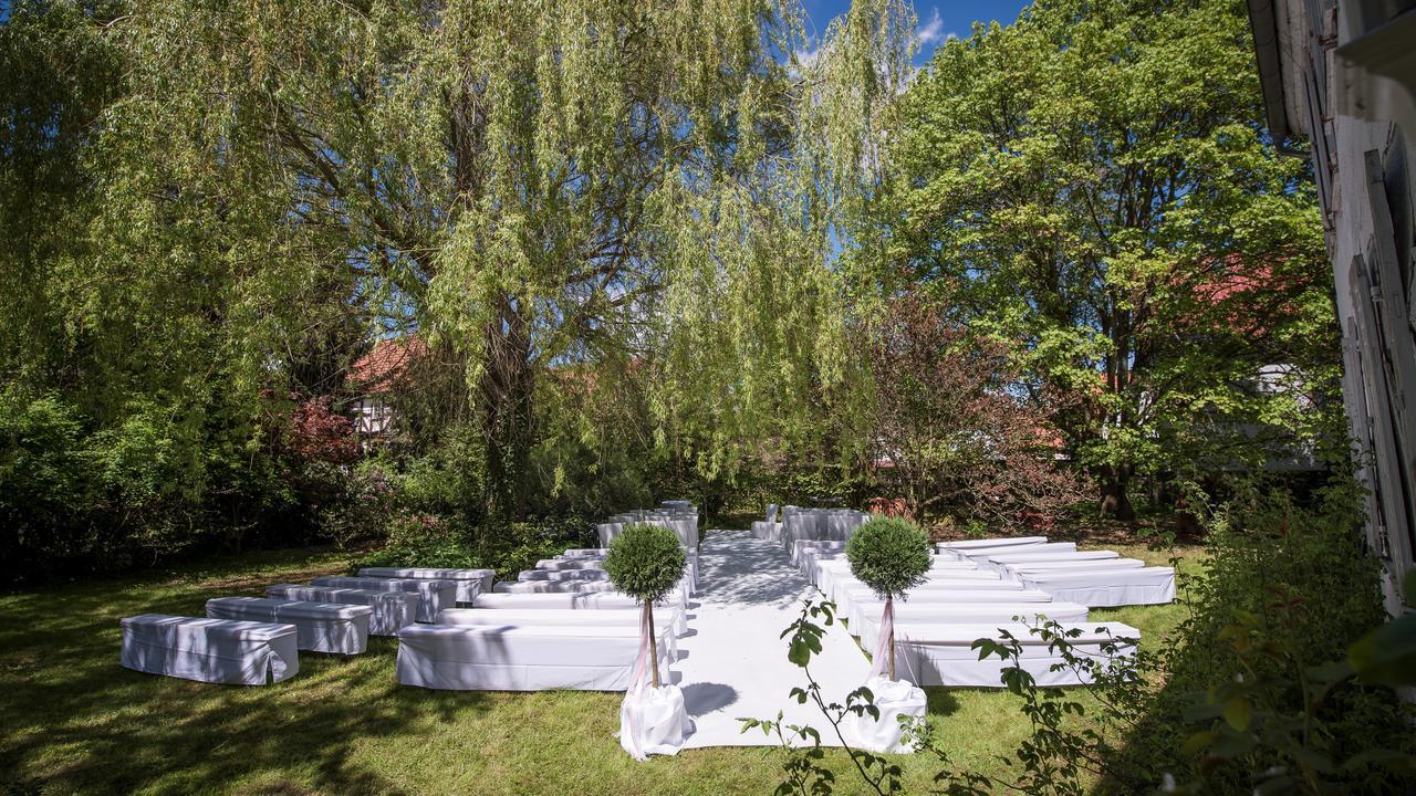 Hotel Schloss Romrod ภายนอก รูปภาพ